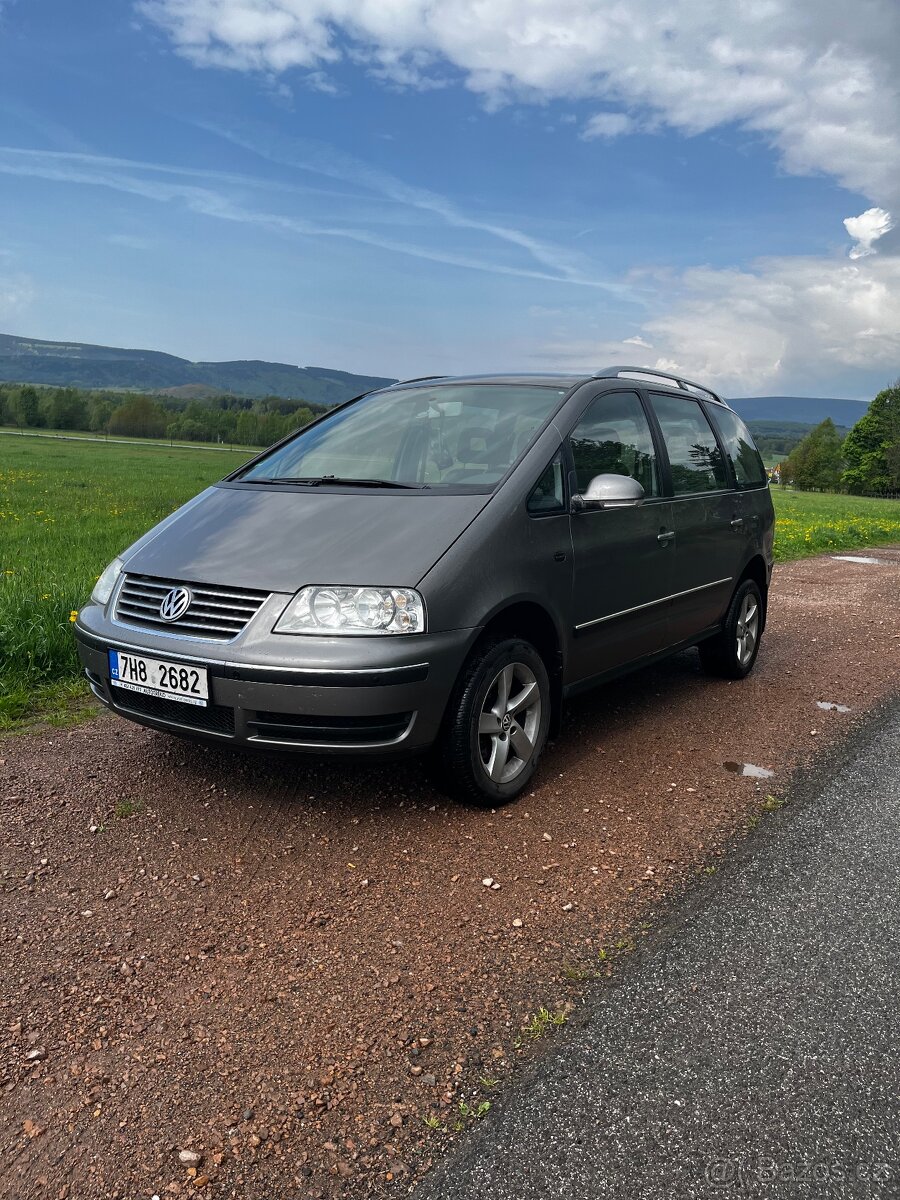 Volkswagen Sharan 2.0 TDI 103 Kw, TAŽNÉ 7 MÍST