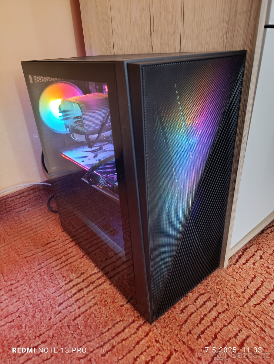 Herní PC- Ryzen 7, 16GB RAM, 1TB NVME, 5700XT, WIN11