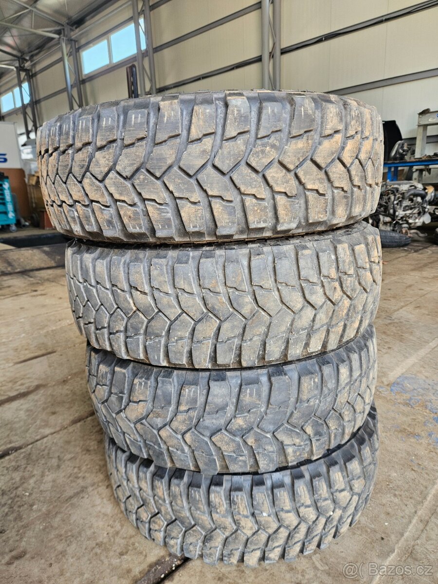 Sada pneu Maxxis Trepador, 205/70/15