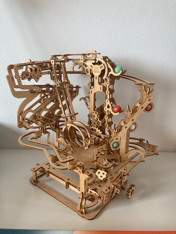 UGEARS dřevěná kuličková dráha