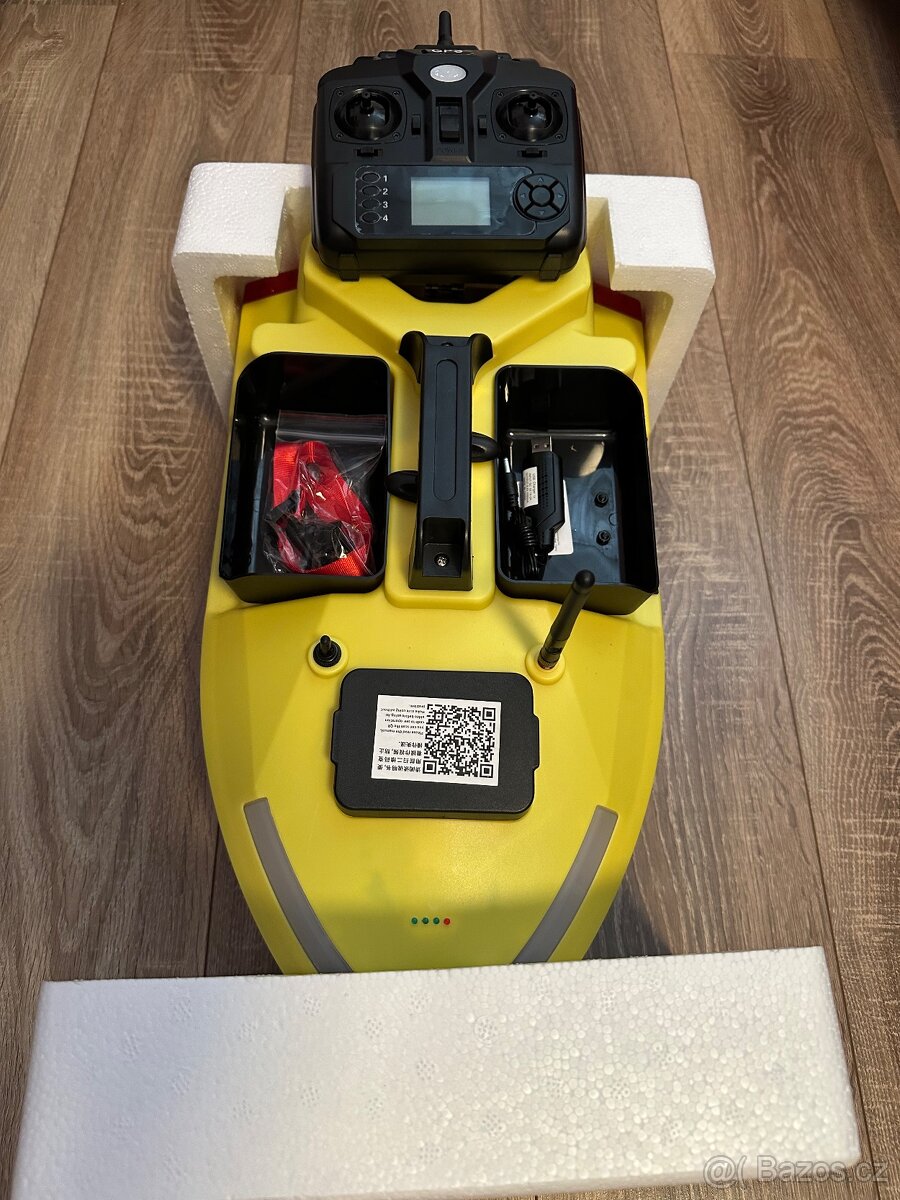 NOVÁ Zavážecí loďka na ryby s GPS,10000mAh