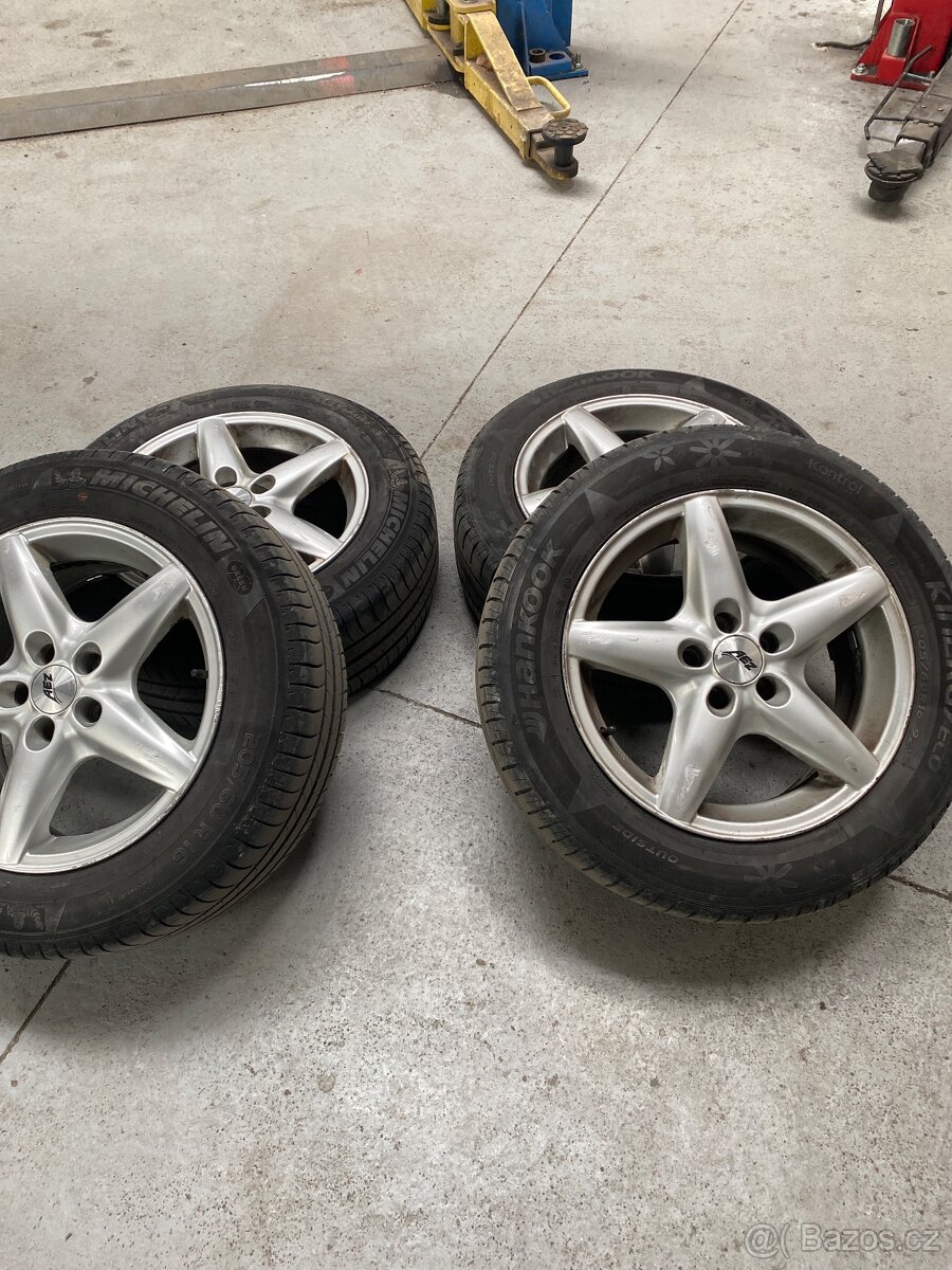 Letní pneu 205/60/16
