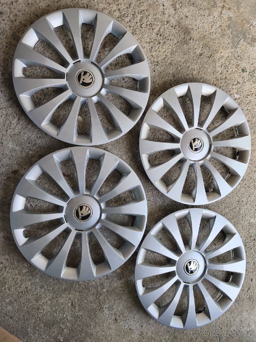 Poklice Škoda 15"