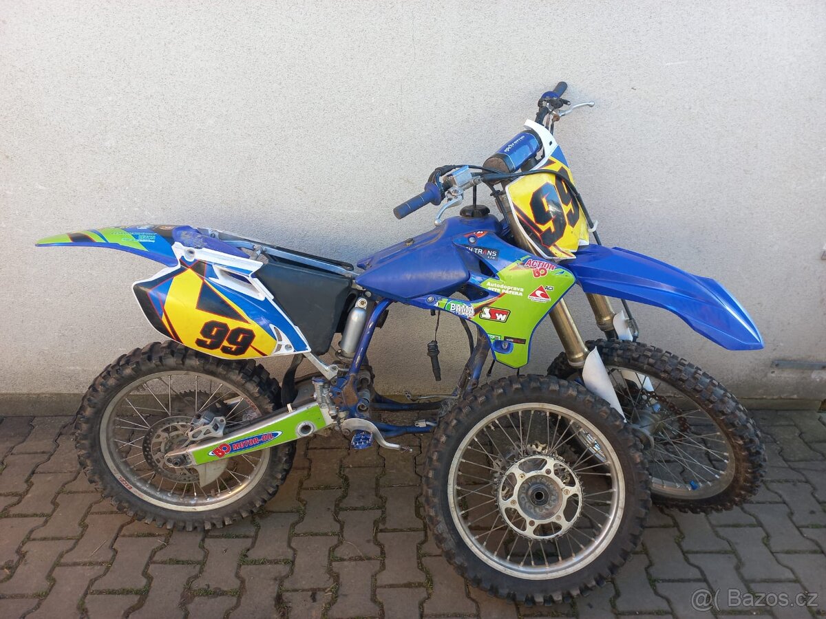 Yamaha Yzf 250 2005 náhradní díly