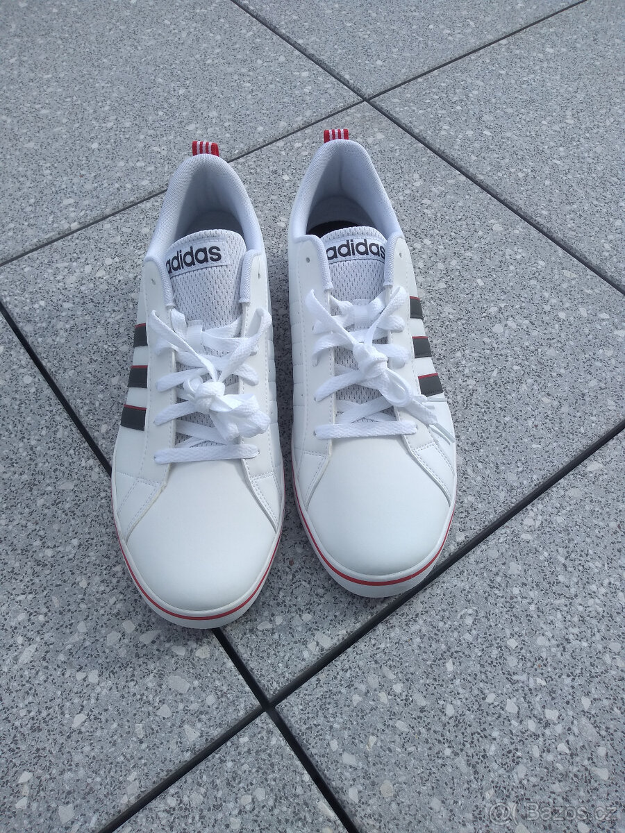 ADIDAS 46 2/3