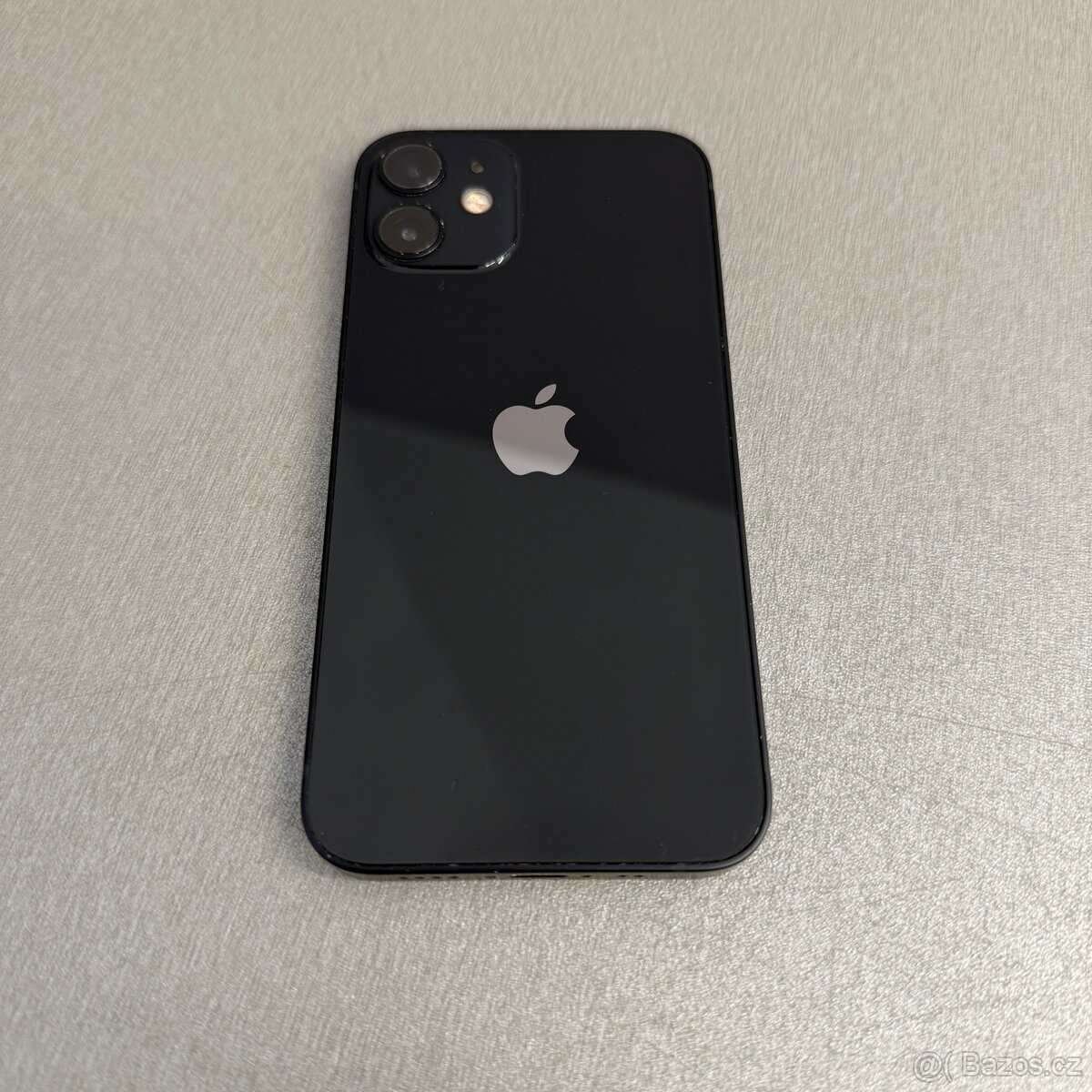 iPhone 12 mini 64GB černý, vše funkční, 12 měsíců záruka