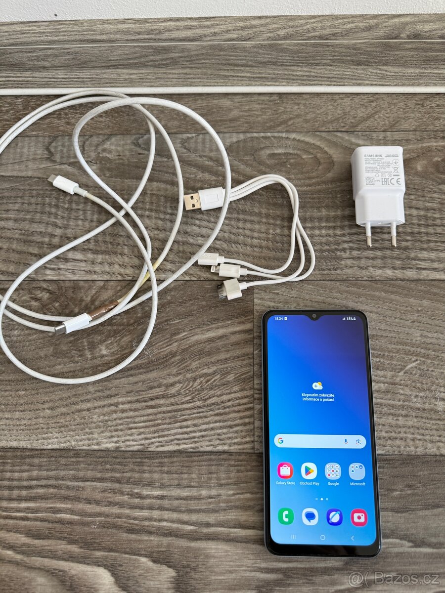 Mobilní telefon Samsung A13 5G