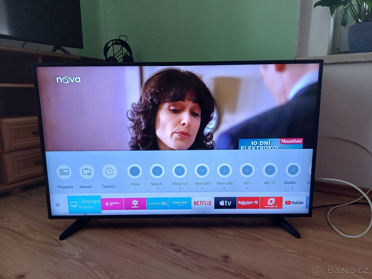 4K SMART TV Samsung UE43NU7022-úhlopříčka 109cm,Wi-Fi, DVB-T
