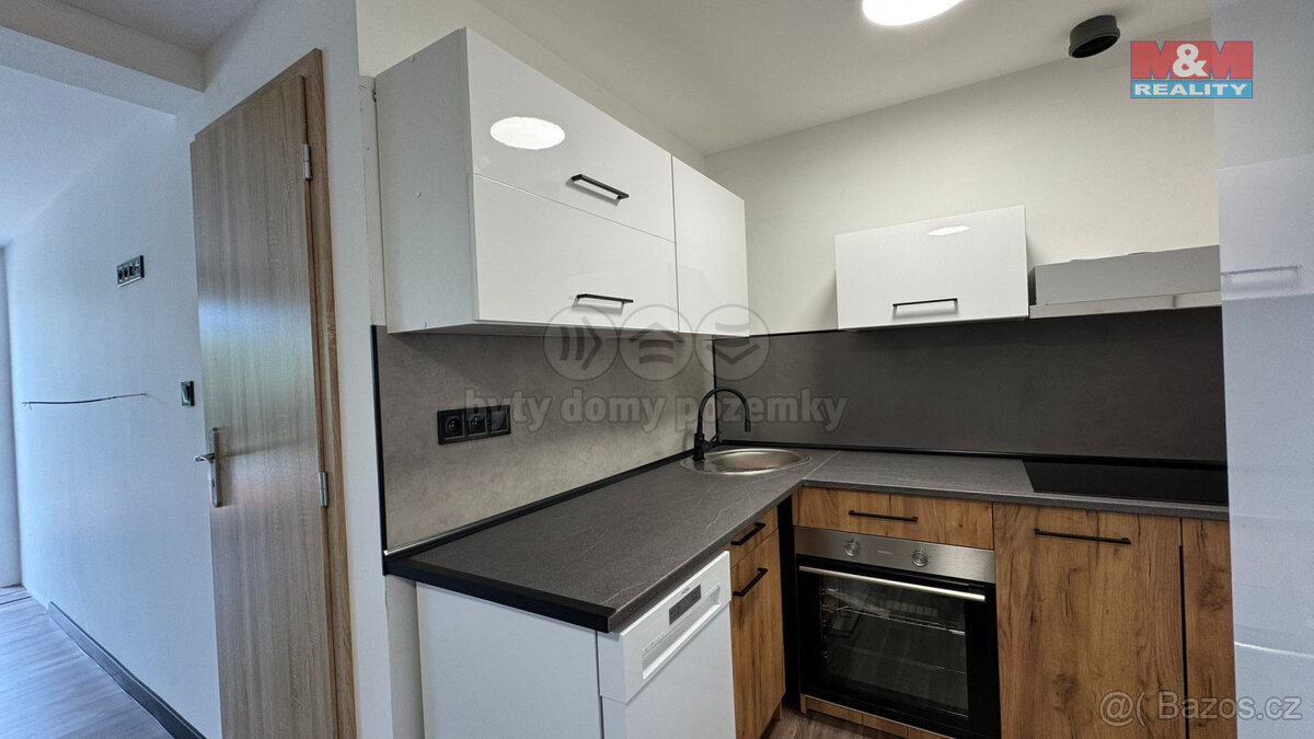 Pronájem bytu 4+kk, 86 m², Velká Bystřice, ul. 8. května