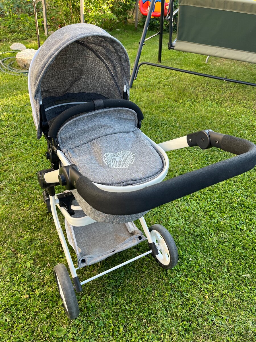 Kocarek pro panenku