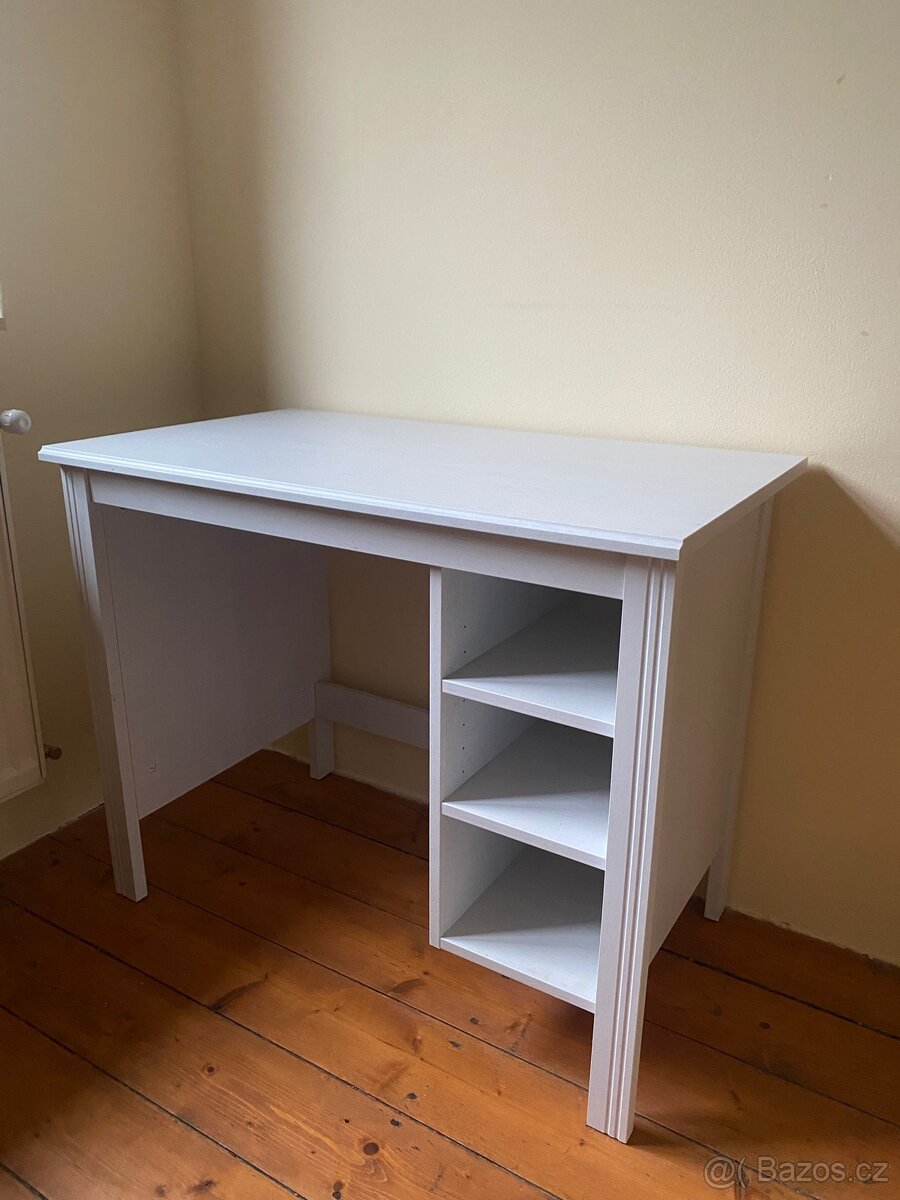Psací stůl IKEA BRUSALI