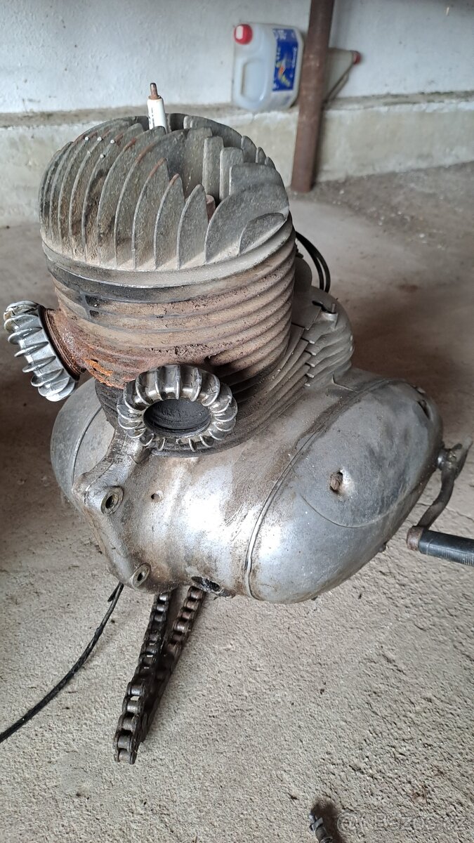 Motor Jawa 250 353 polobubon