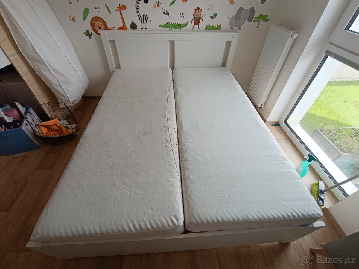 Postel 140×200 cm + 2× matrace