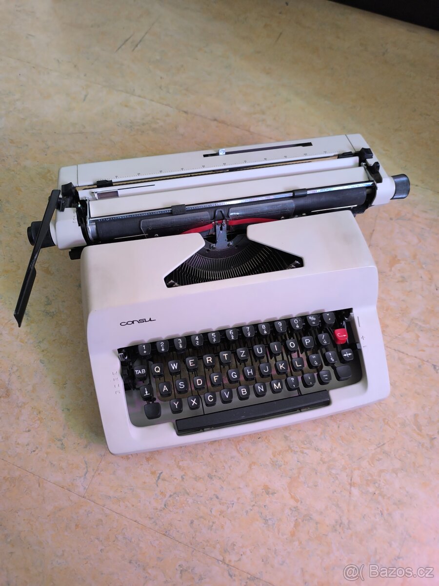 Psací stroj Consul 2226