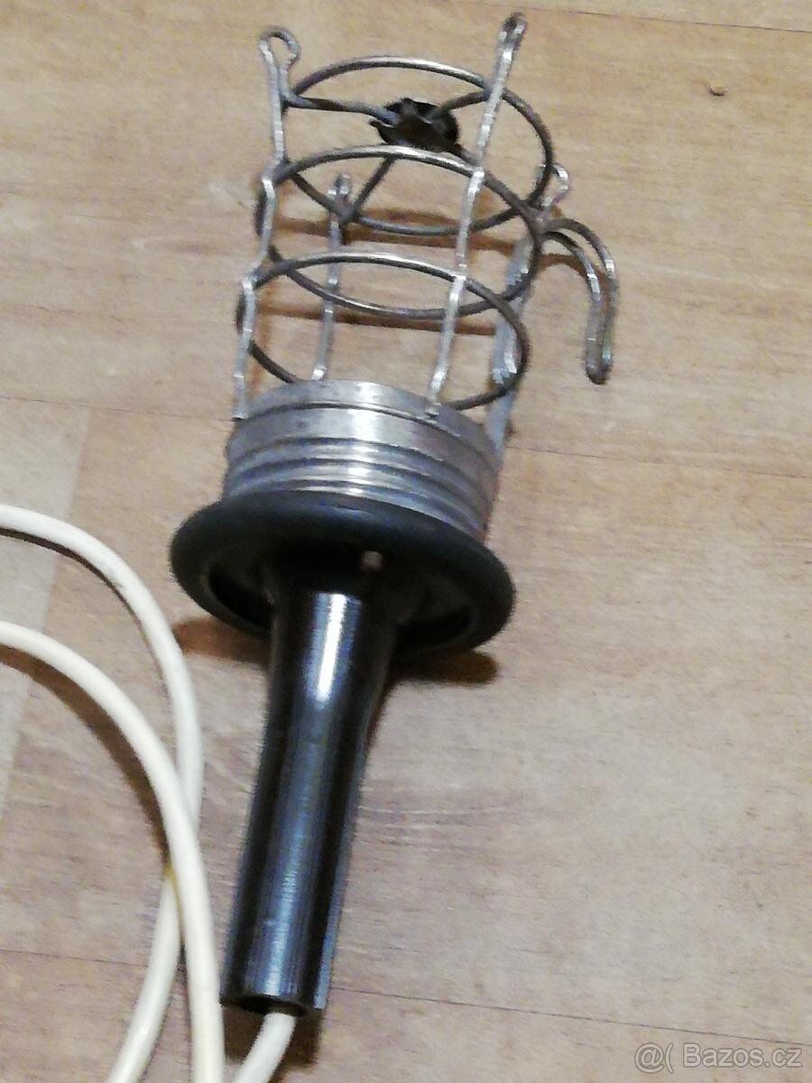 Historické bakelitové přenosné pracovní svítidlo