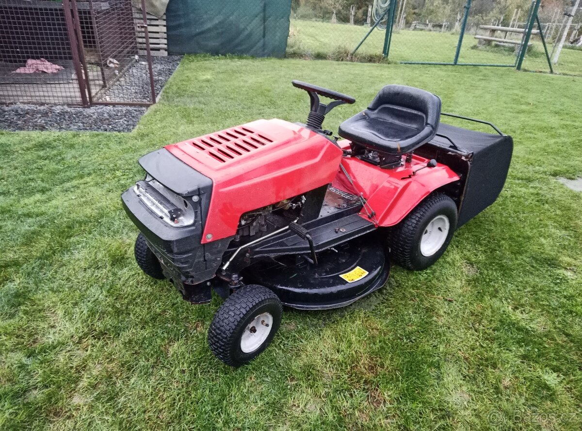 Sekací traktůrek MTD Rh 76