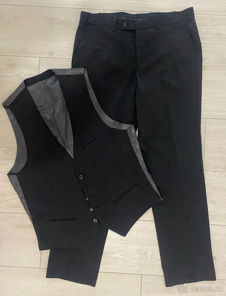 Společenské kalhoty a vesta