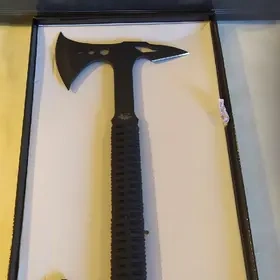 NOVÁ TAKTICKÁ SEKERA