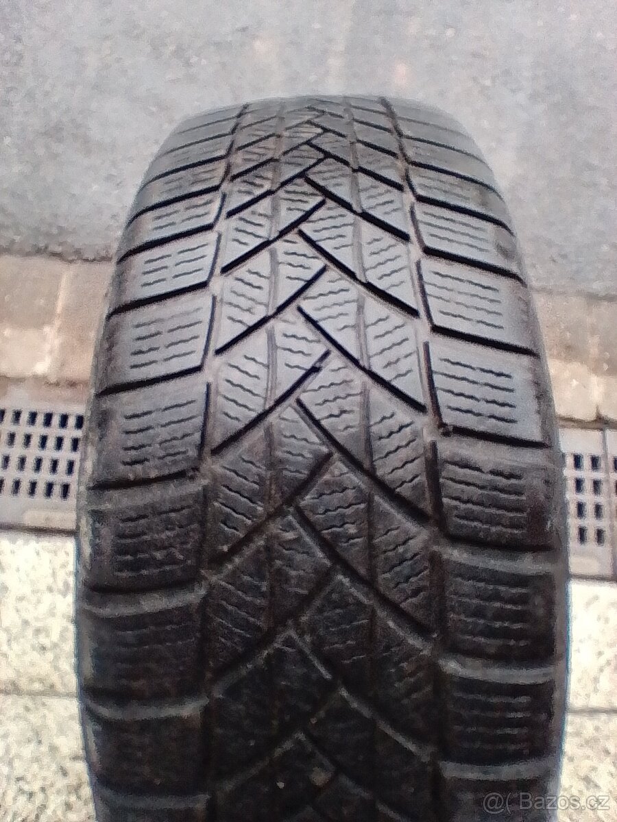 185/60 R15 zimní