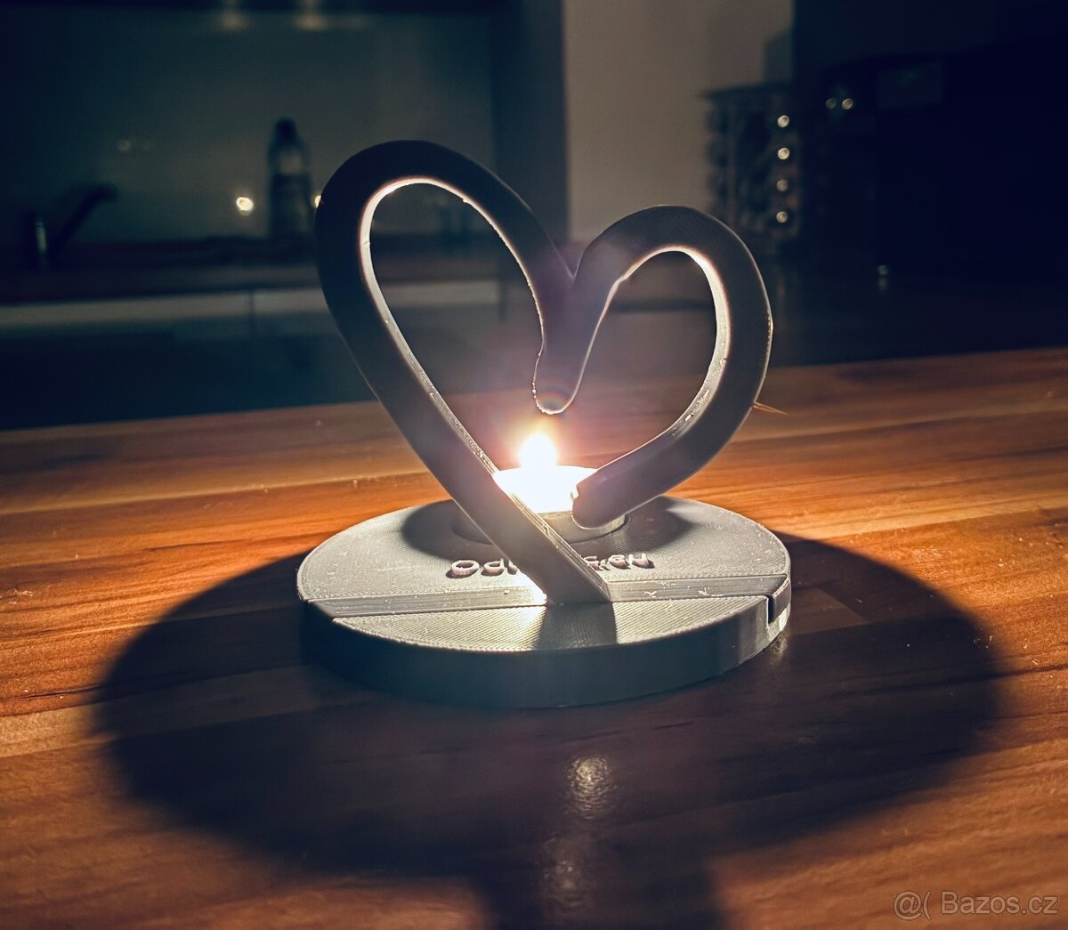 Originální svícen ve tvaru srdce