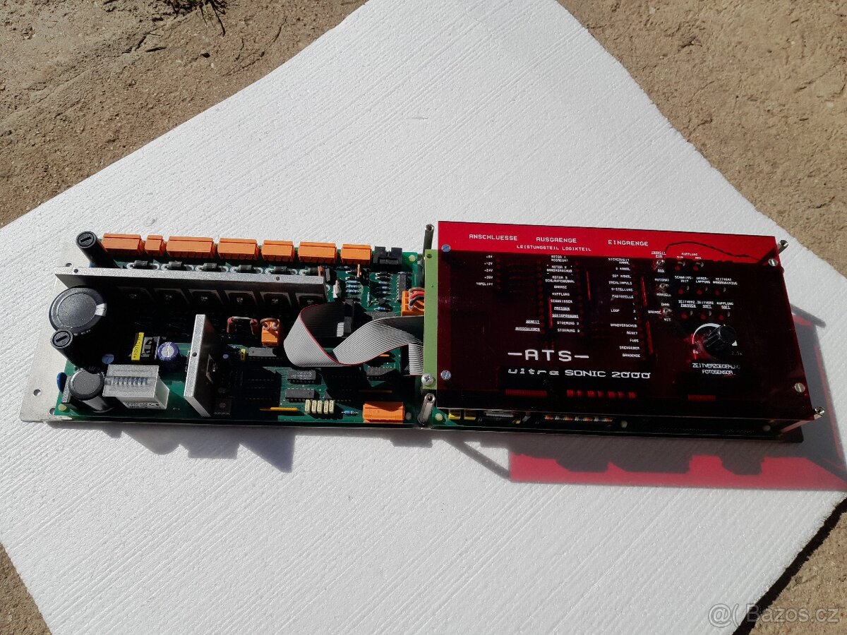 Deska řízení baličky