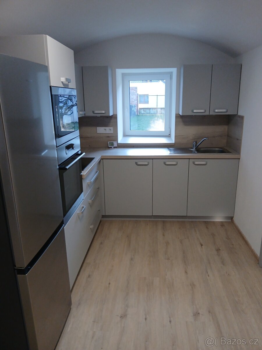 Pronajmu rodinný dům po rekonstrukci