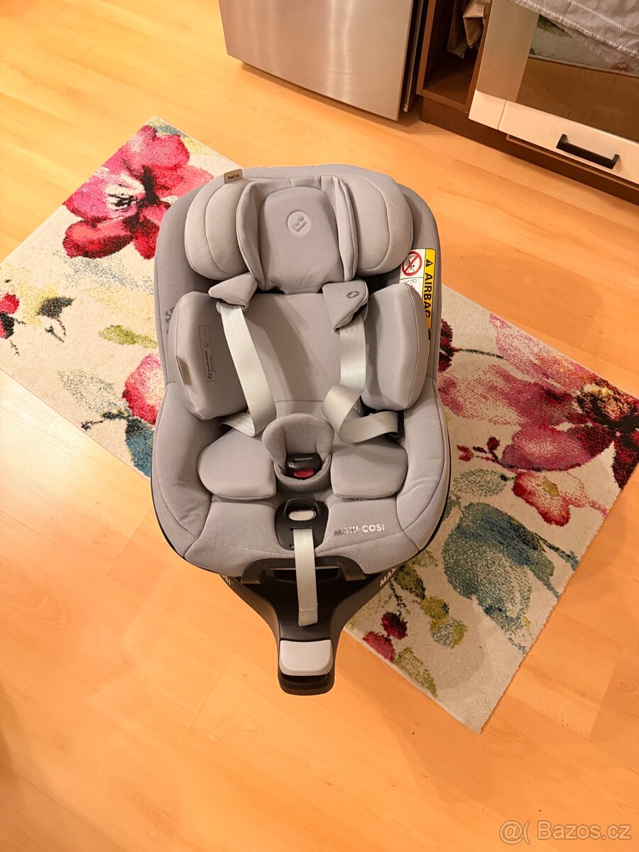 Auto sedacka Maxi cosi pearl 360 grey vcetne zakladny