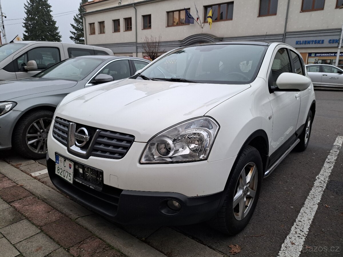 Qashqai 2.0i 4x4 jen 80.000km 1.majitel 1946