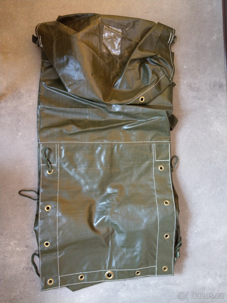 Doplňky AČR, čepice, sportovní souprava, vak na výstroj