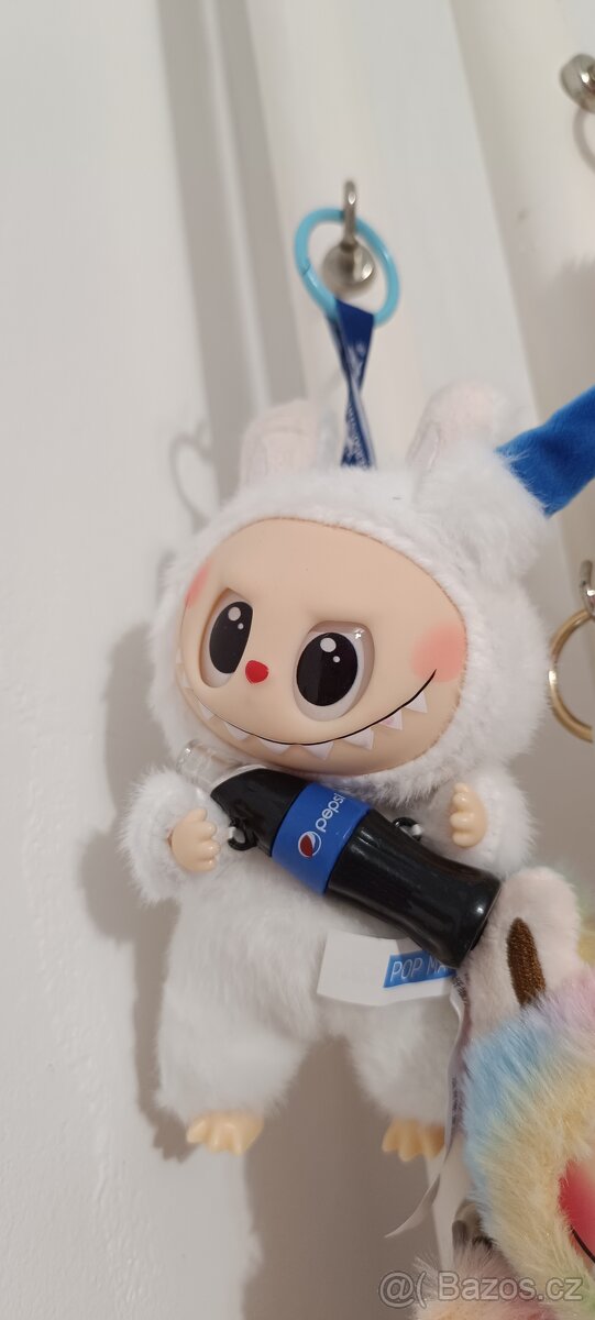 Labubu pepsi
