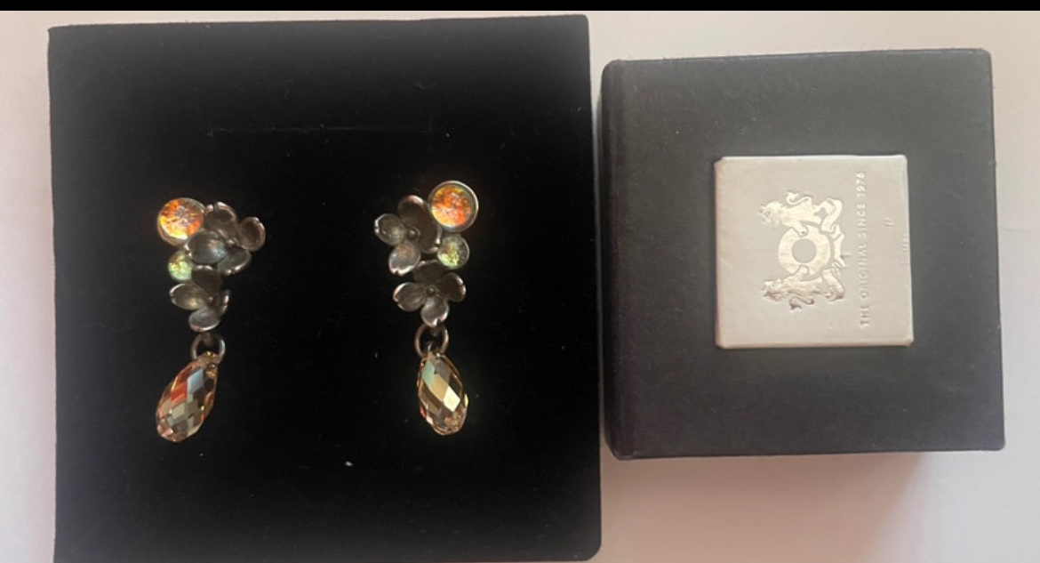 Trollbeads stříbrné náušnice