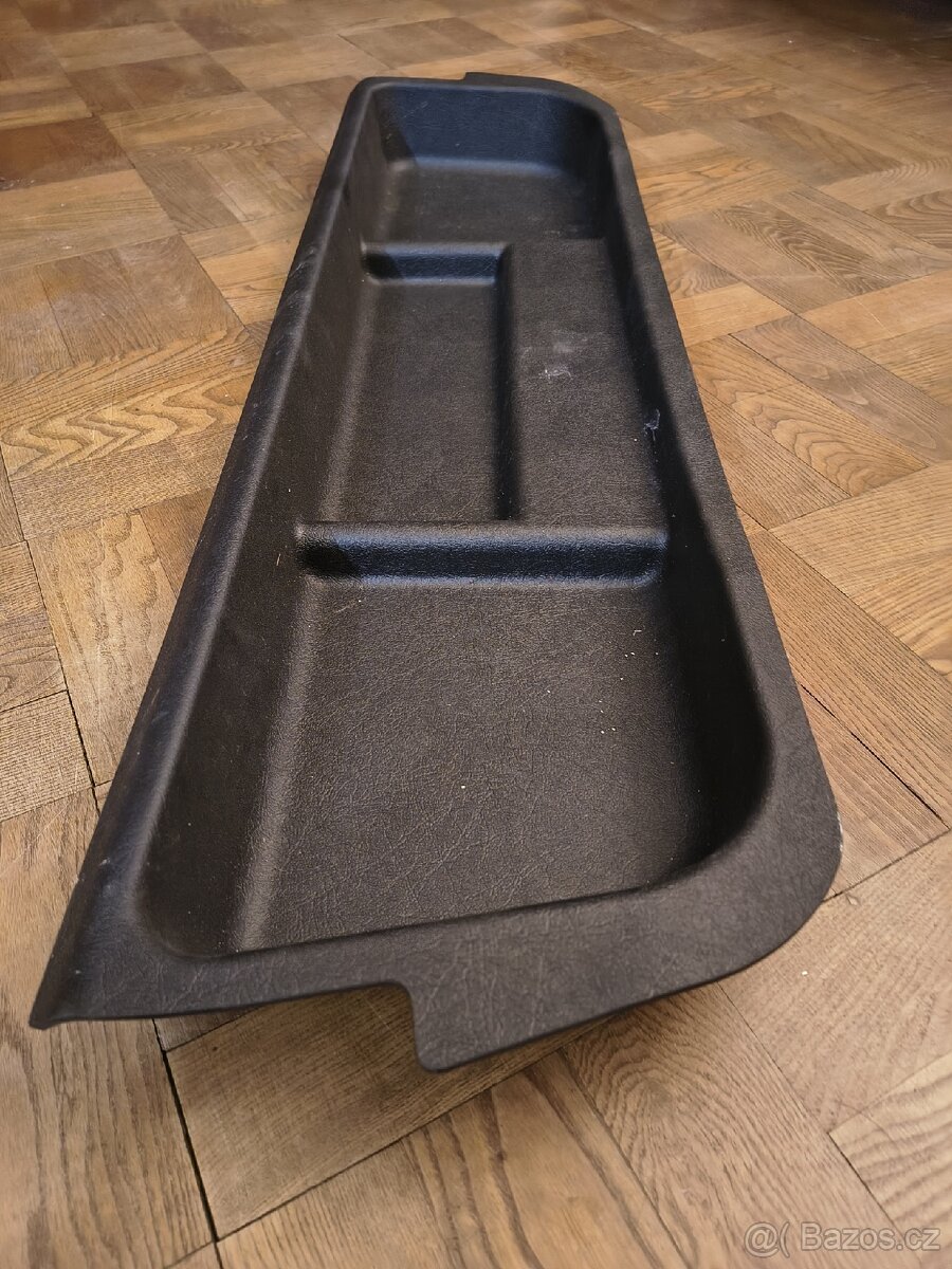 Plastová vana do kufru Mazda 2