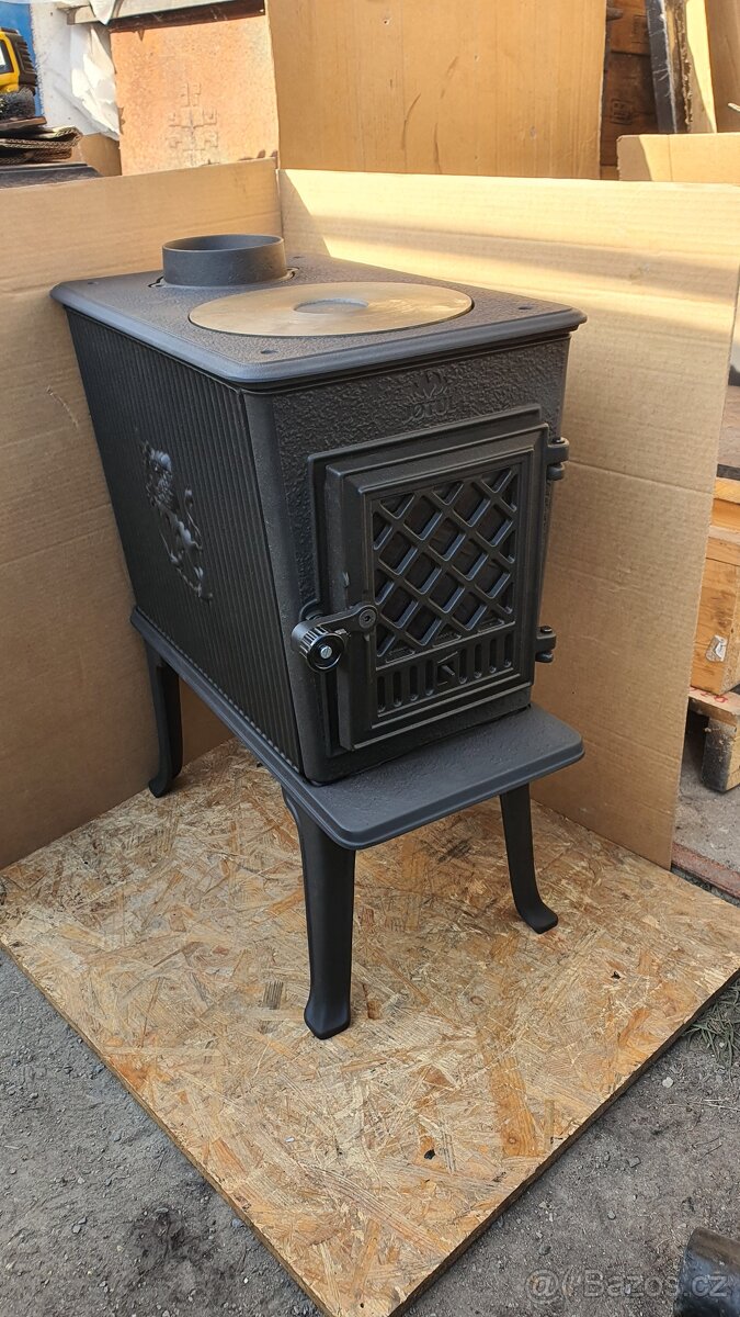 Litinová kamna Jotul F 602 N černý lak