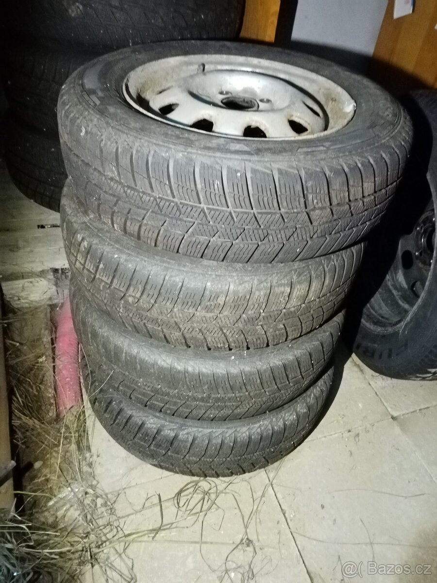 zimní pneu BARUM POLARIS 5 165/70/13 4x100