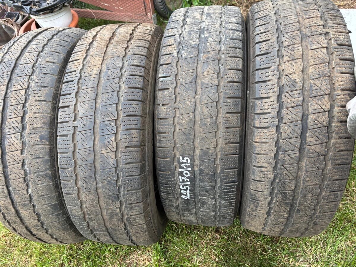 225/70 15c