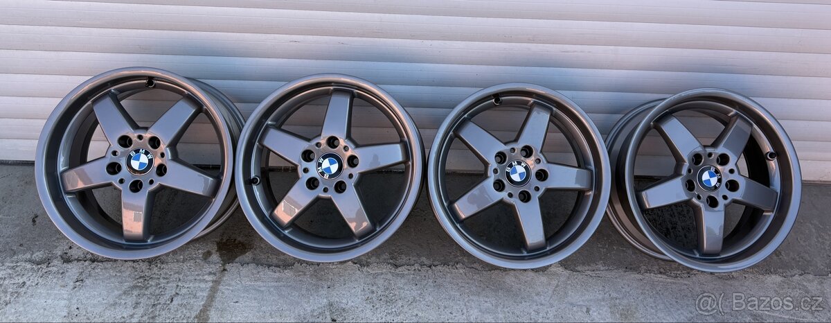 Rondell 0072 17 BMW