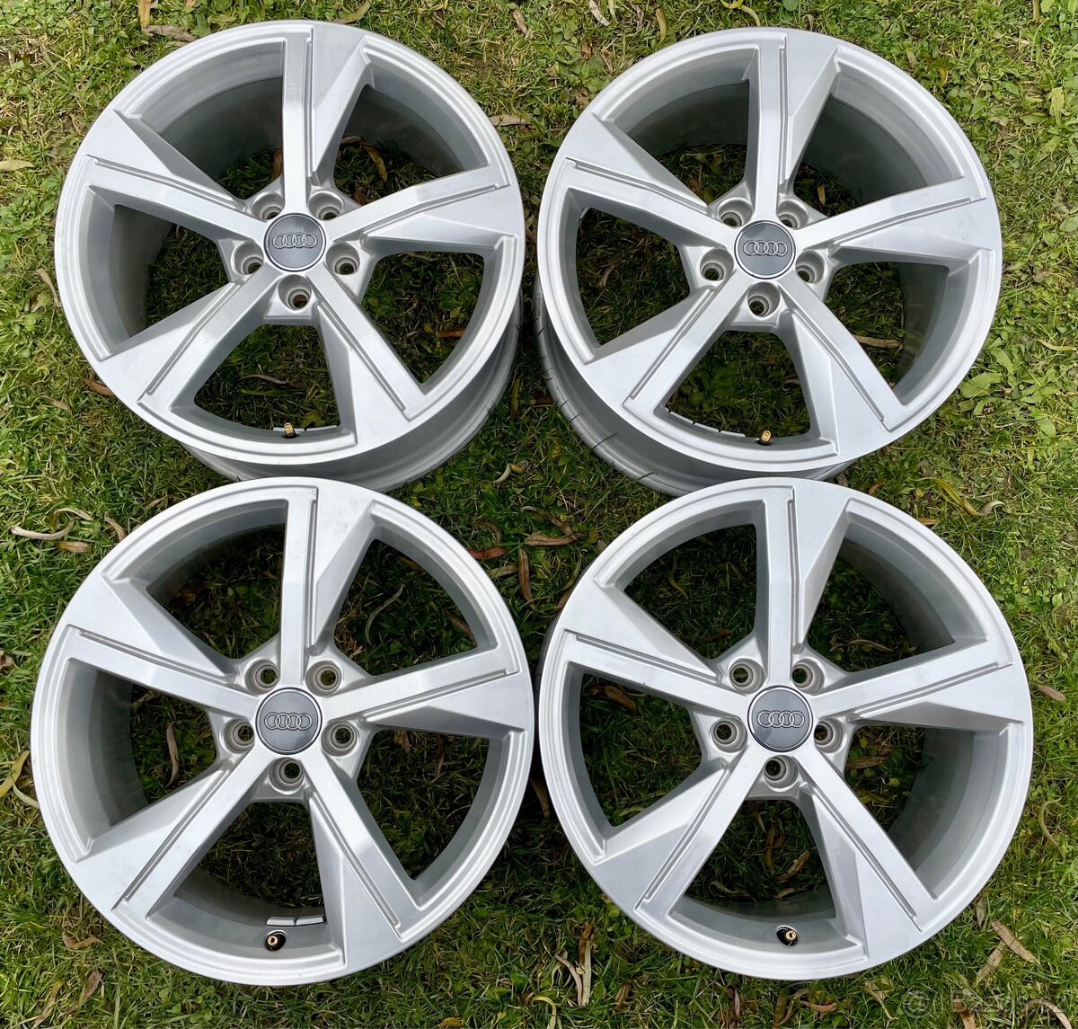 alu Audi A1 5x100 7,5jx17 ET46