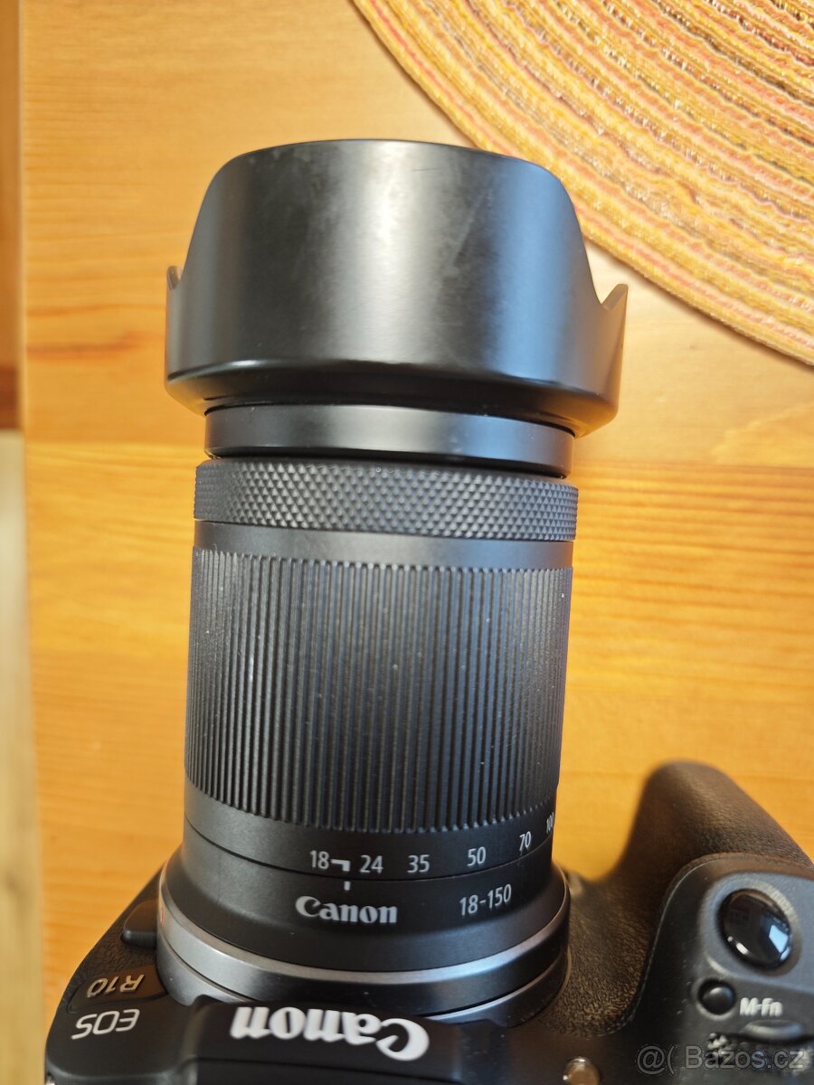 Objektivy Canon RF-S
