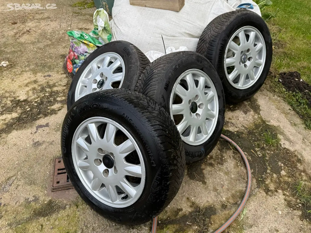 Komplet celoroční pneu a elektrony VOLVO 15´