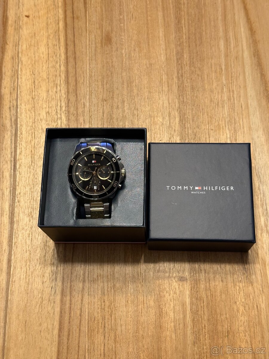 Nové pánské hodinky Tommy Hilfiger 1792095, PC 5000,-