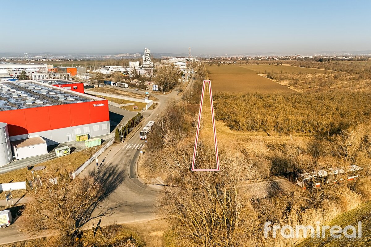 Prodej pozemku pro komerční výstavbu, 1 525 m² - Brno