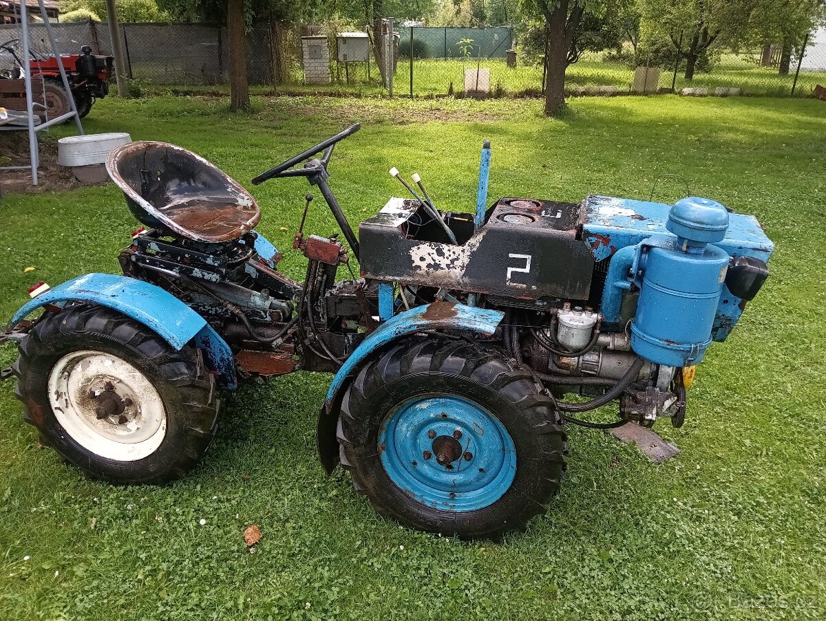 Malotraktor Tz4k14 tkáčko traktůrek