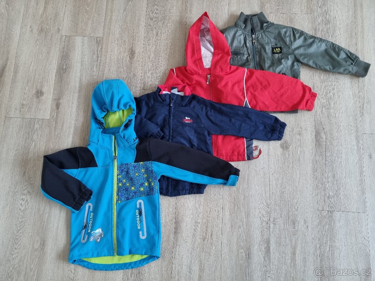 Balík oblečení pro kluka 98/104