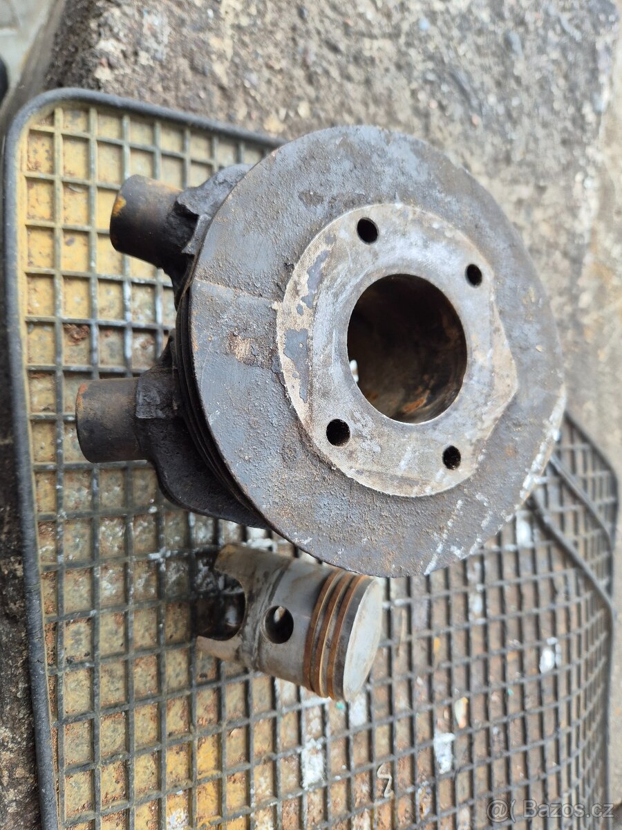 ČZ 150 valec + pist