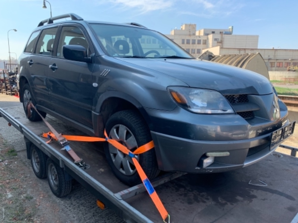 Mitsubishi Outlander 1 2.0b - náhradní díly