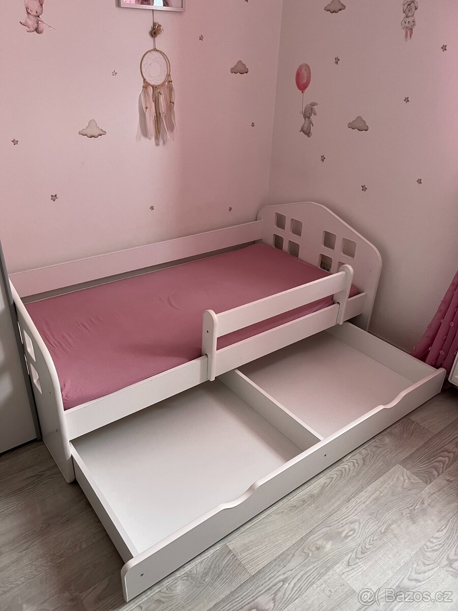 Dětská postel