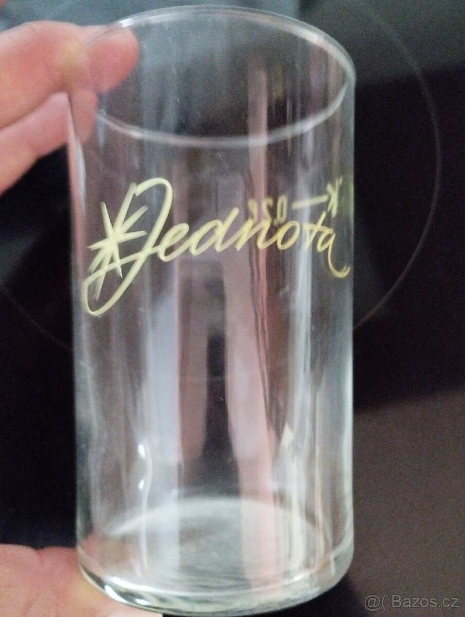 Retro sklenice Jednota