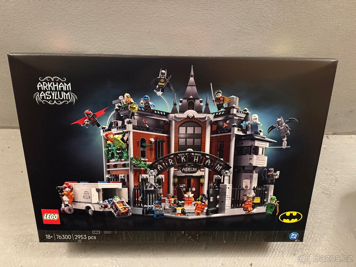 Lego set 76300 DC Arkham Asylum