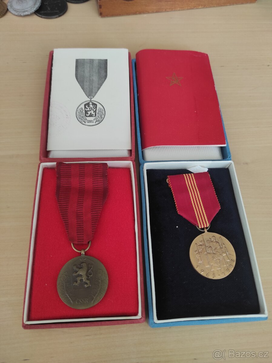 Medaile a vyznamenání