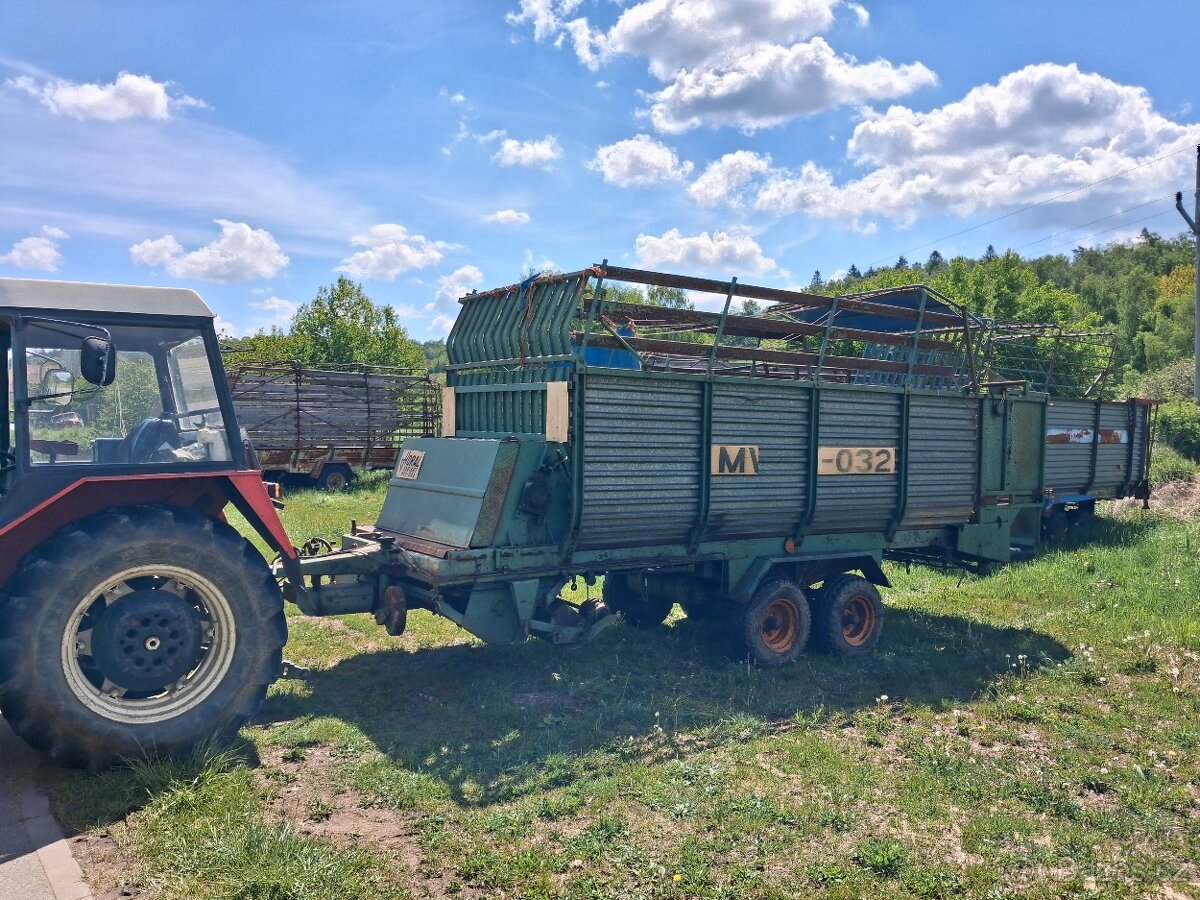 Sběraci krmný návěs MV3 032 Horal